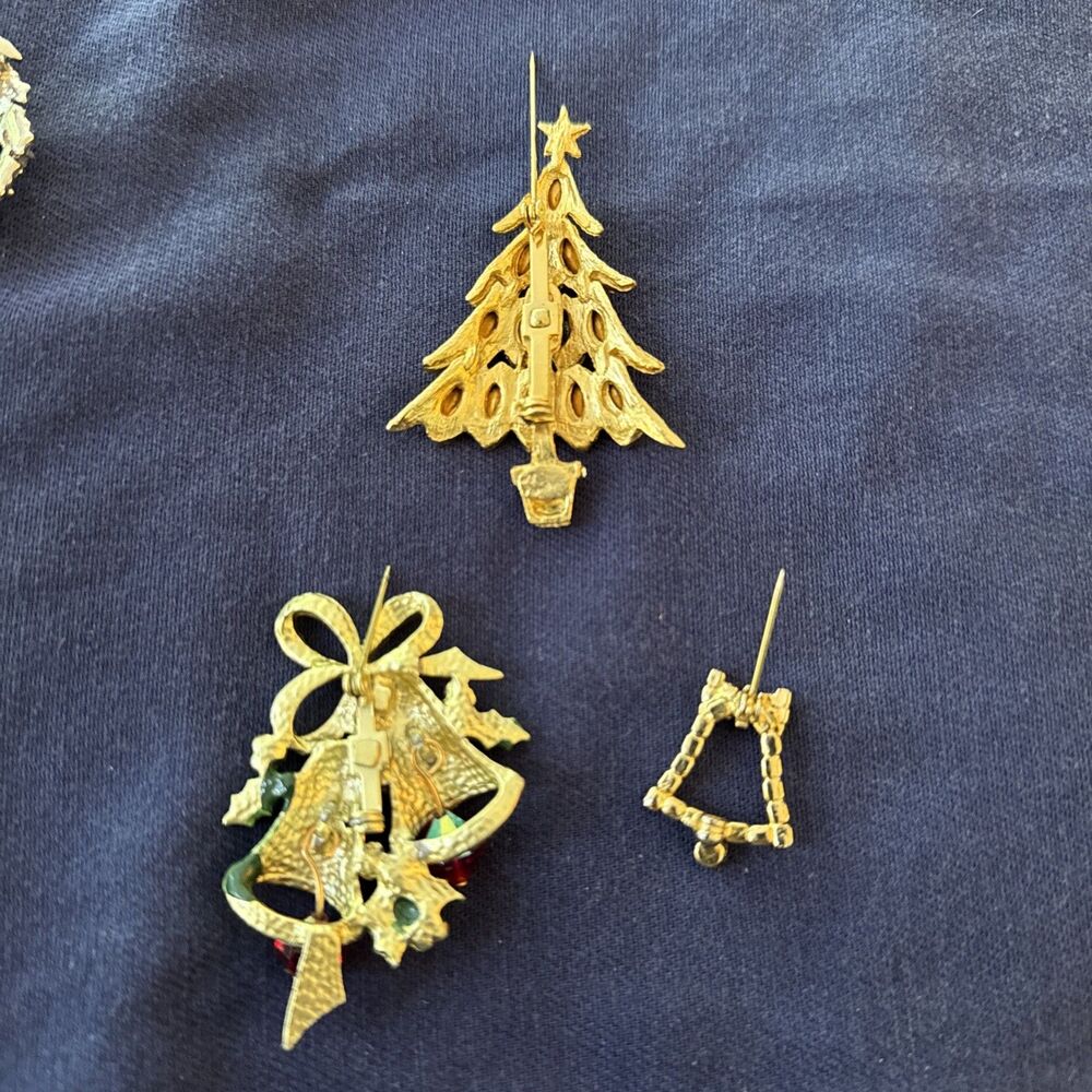 Set 6 Vintage Christmas brooch Gold / Silver Tones Faux Gems Costume Wreath Tree - Picture 9 of 13
